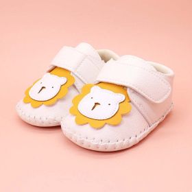 Baby Cartoon Bear Patched Pattern Soft Sole Toddler Shoes Indoor (Color: White, Size/Age: Insole Length 13.00 cm)